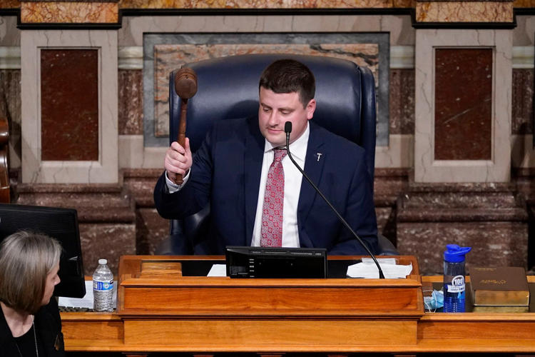 Weekend at work? This is why Iowa legislators may be at Statehouse