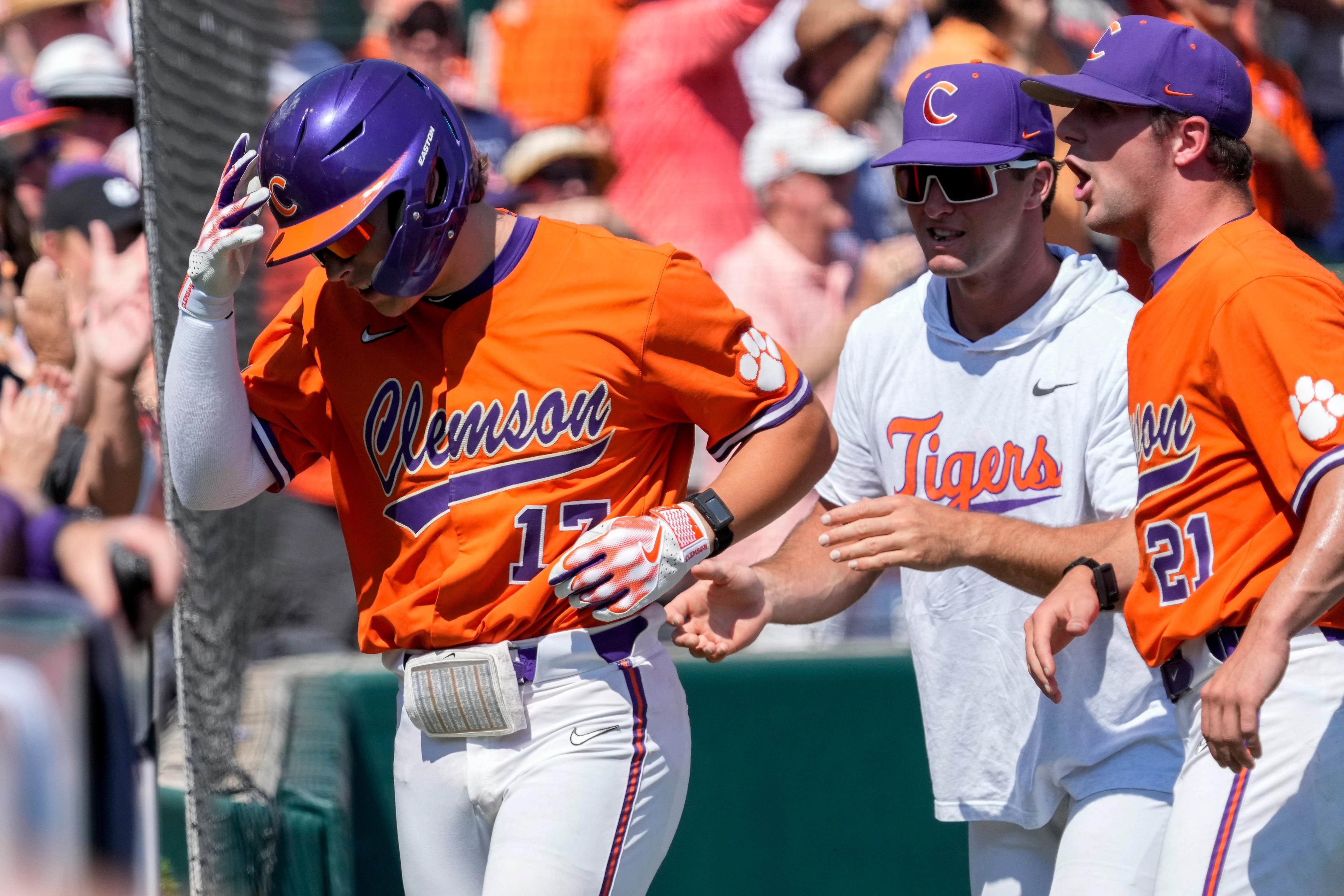 How Far Clemson Fell In New USA TODAY Sports Baseball Coaches Poll