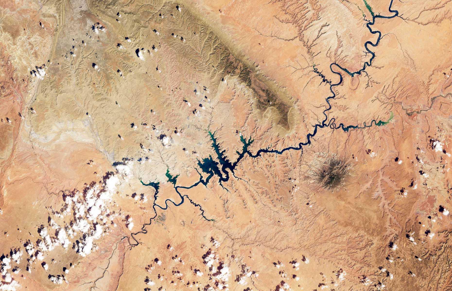 <p>In the <em>America’s Most Endangered Rivers</em> report of 2023, the Colorado River came out on top for the second consecutive year. Impacted by a damaging combination of poor water management, over-exploitation and climate change, the river is drying up at its banks and drastically thinning out. Lake Mead has been shrinking since 2000 and even more rapidly so since 2020, while Lake Powell (pictured) dropped to historically low levels in February 2023. According to <em>The Guardian</em>, the Colorado River has lost 10 trillion gallons of water since the turn of the millennium, due to rising global temperatures exacerbated by the climate emergency.</p>