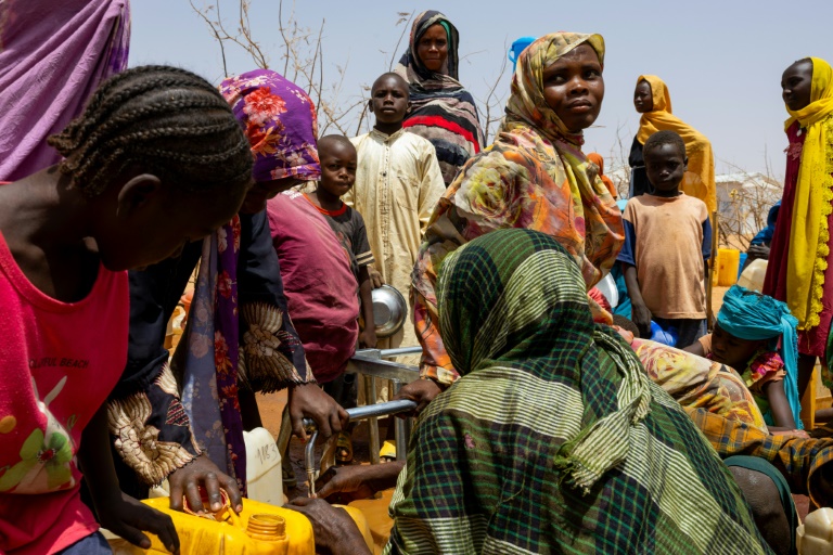 la communauté internationale engrange plus de 2 milliards d'euros d'aide pour le soudan