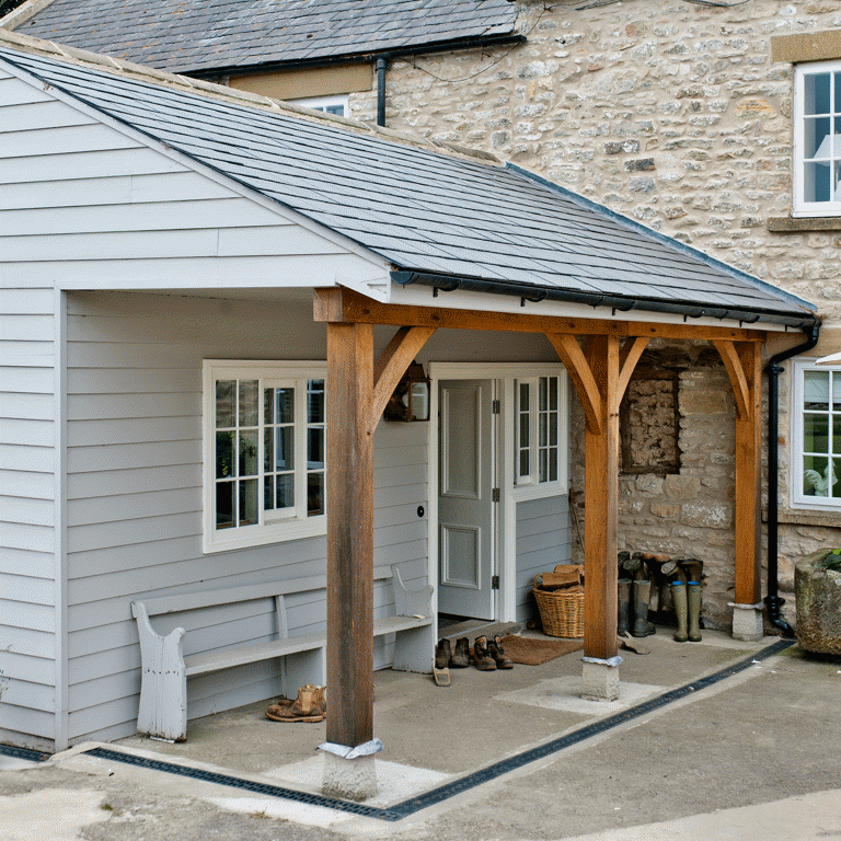 How much does a porch cost? A breakdown of what you can expect to pay