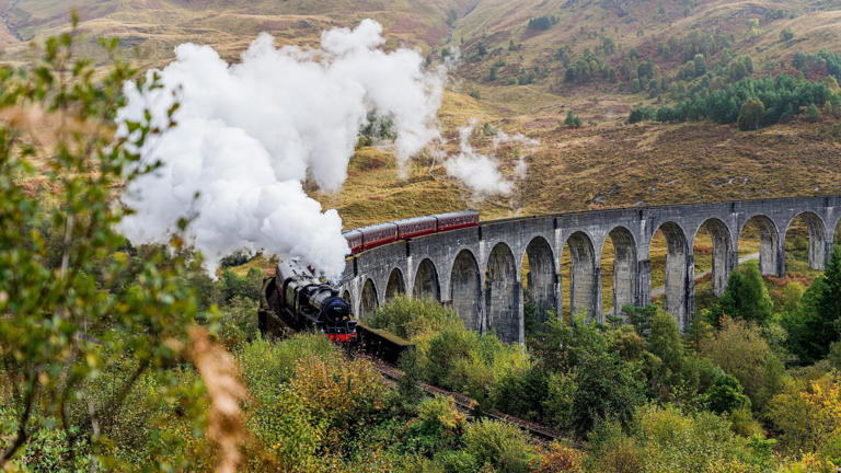 ‘Harry Potter’ Jacobite steam train ‘breaks down’ on first trip of season