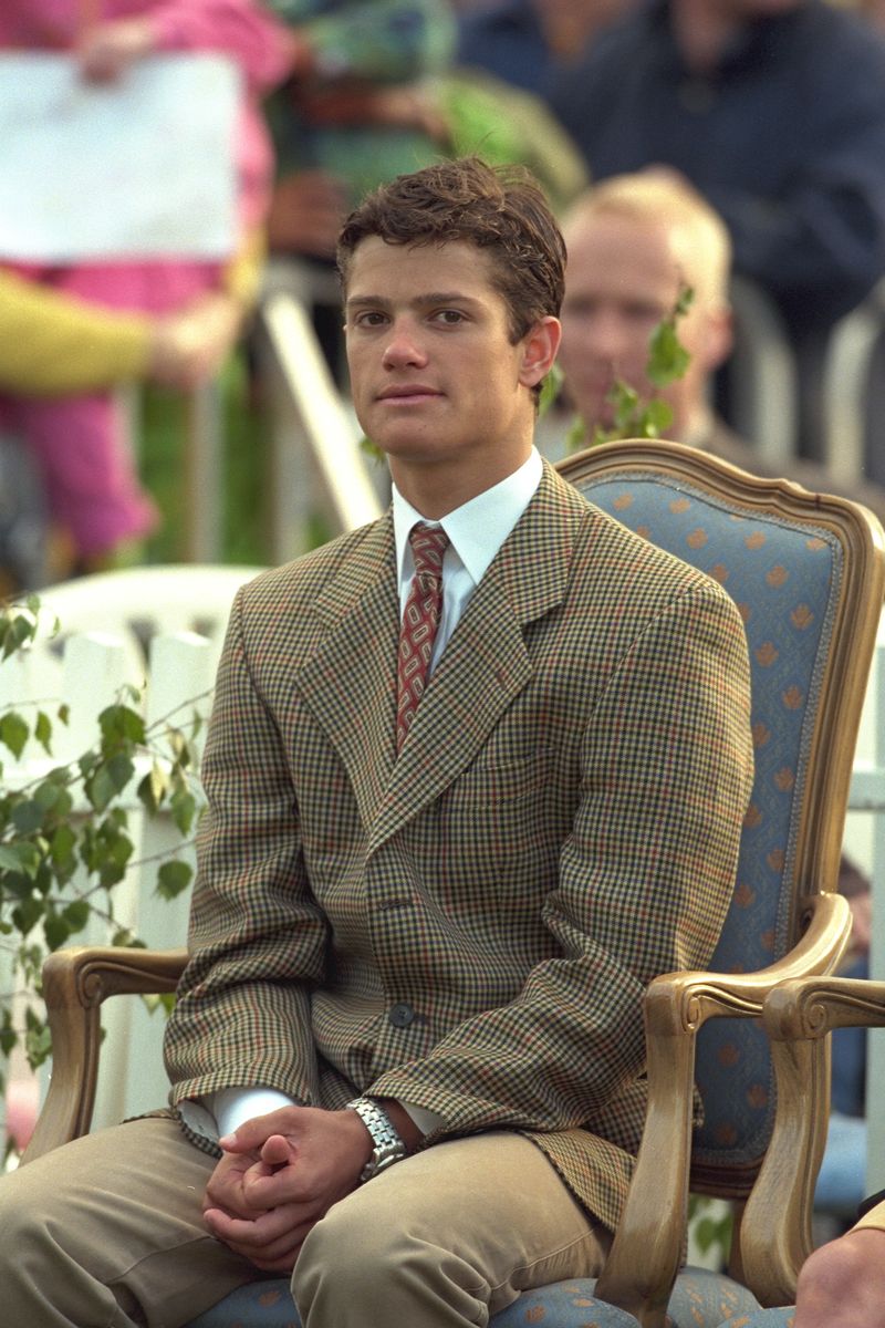 40 Vintage Photos of Royals as Teenagers