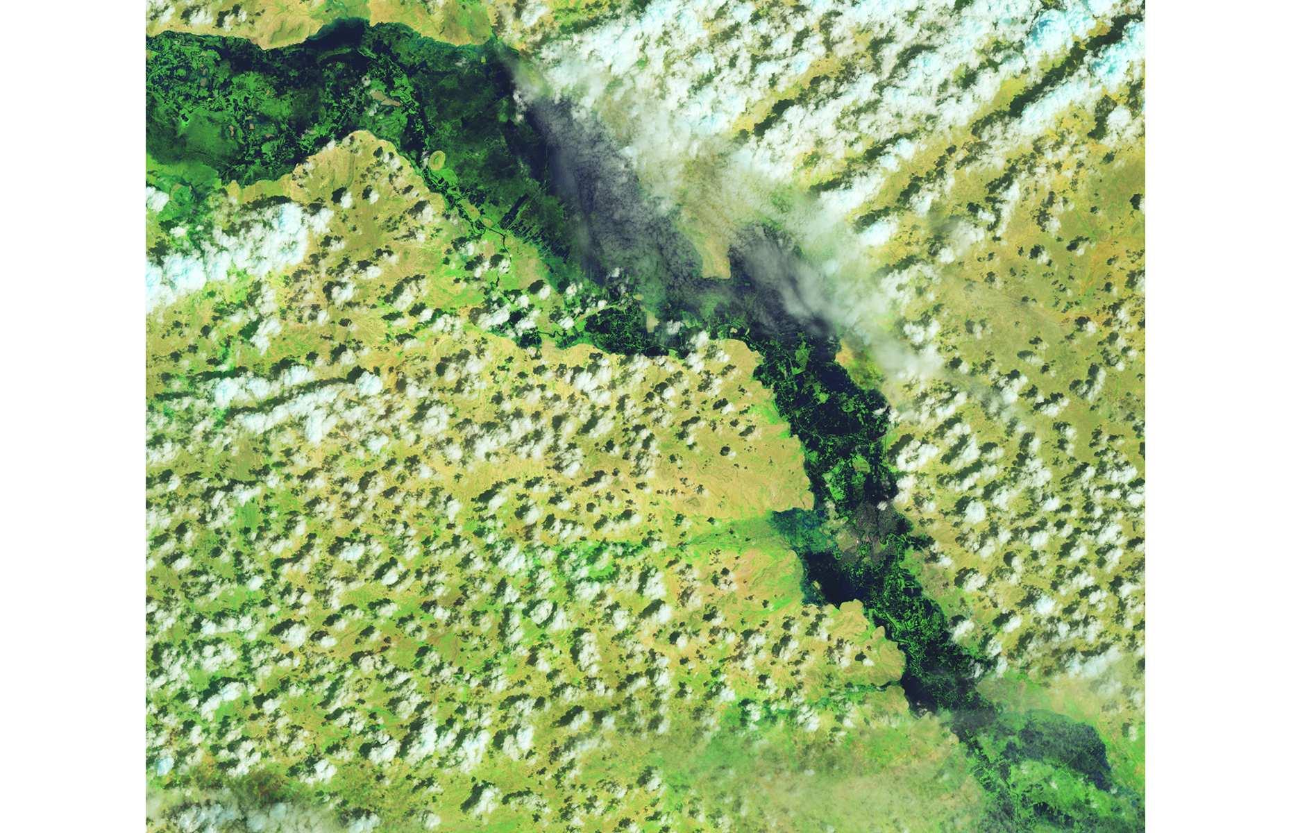 <p>Within a couple of months of the previous image being captured, the Shebelle River looked unrecognisable after a deluge of heavy rain led to its overflow. As shown here via NASA's satellite imaging from 15 November 2023, extensive flooding submerged previously drought-stricken parts of central Somalia, as well as areas in Ethiopia and Kenya. The floods claimed more than 100 lives from 1 October onwards and displaced more than 700,000 people, with precipitation levels ranging from double to quadruple the average for the three countries.</p>