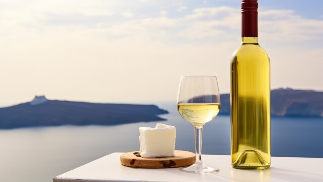 εστιατόριο στην ιταλία προσφέρει δωρεάν μπουκάλι κρασί σε όσους δεν αγγίξουν το κινητό τους