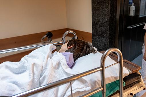 síndrome da renúncia: crianças refugiadas estão entrando em coma na suécia