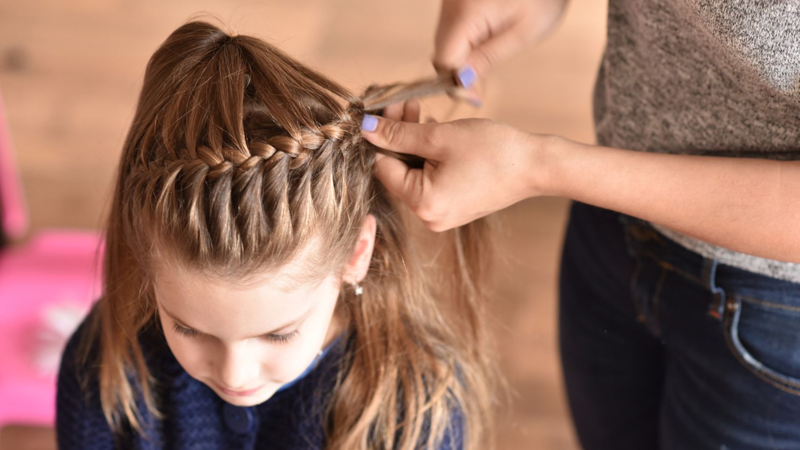 los mejores 8 peinados con trenzas que te ayudarán a crear lazos madre e hija