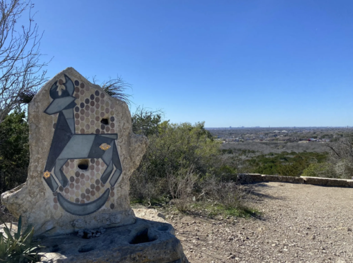 The Incredible Hike In Texas That Leads To A Fascinating Abandoned 