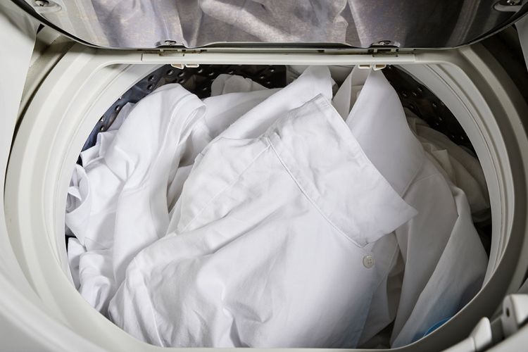 3 cara ampuh membuat seragam sekolah anak bisa kembali putih, tak perlu lagi datang ke laundry