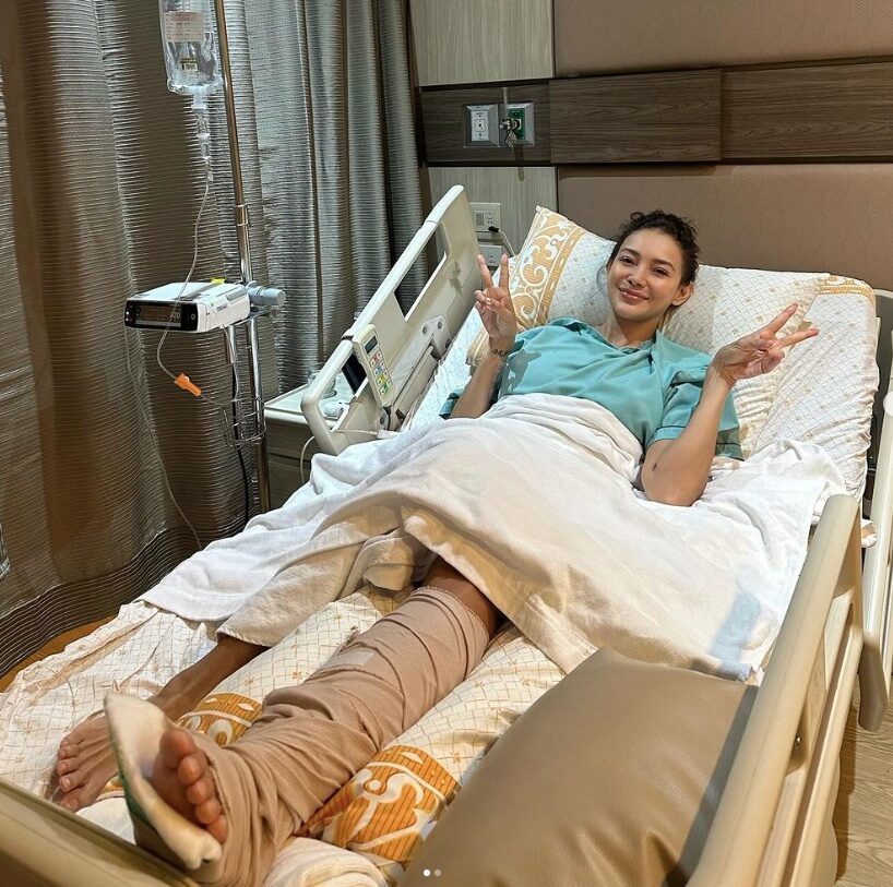 โย ยศวดี เตรียมผ่าตัด อุบัติเหตุรถมอเตอร์ไซค์ล้ม ข้อเท้าหัก