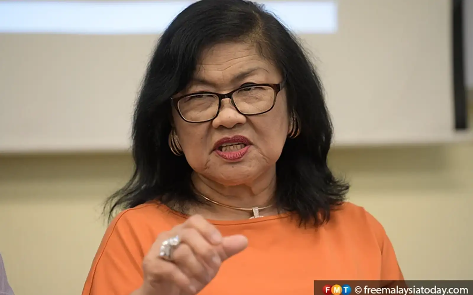 rein in little napoleons, rafidah tells govt