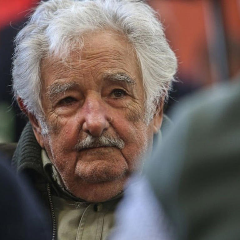 Movimientos de campaña: la postura de Mujica frente al plebiscito, posible renuncia de Zubía y críticas a Lima
