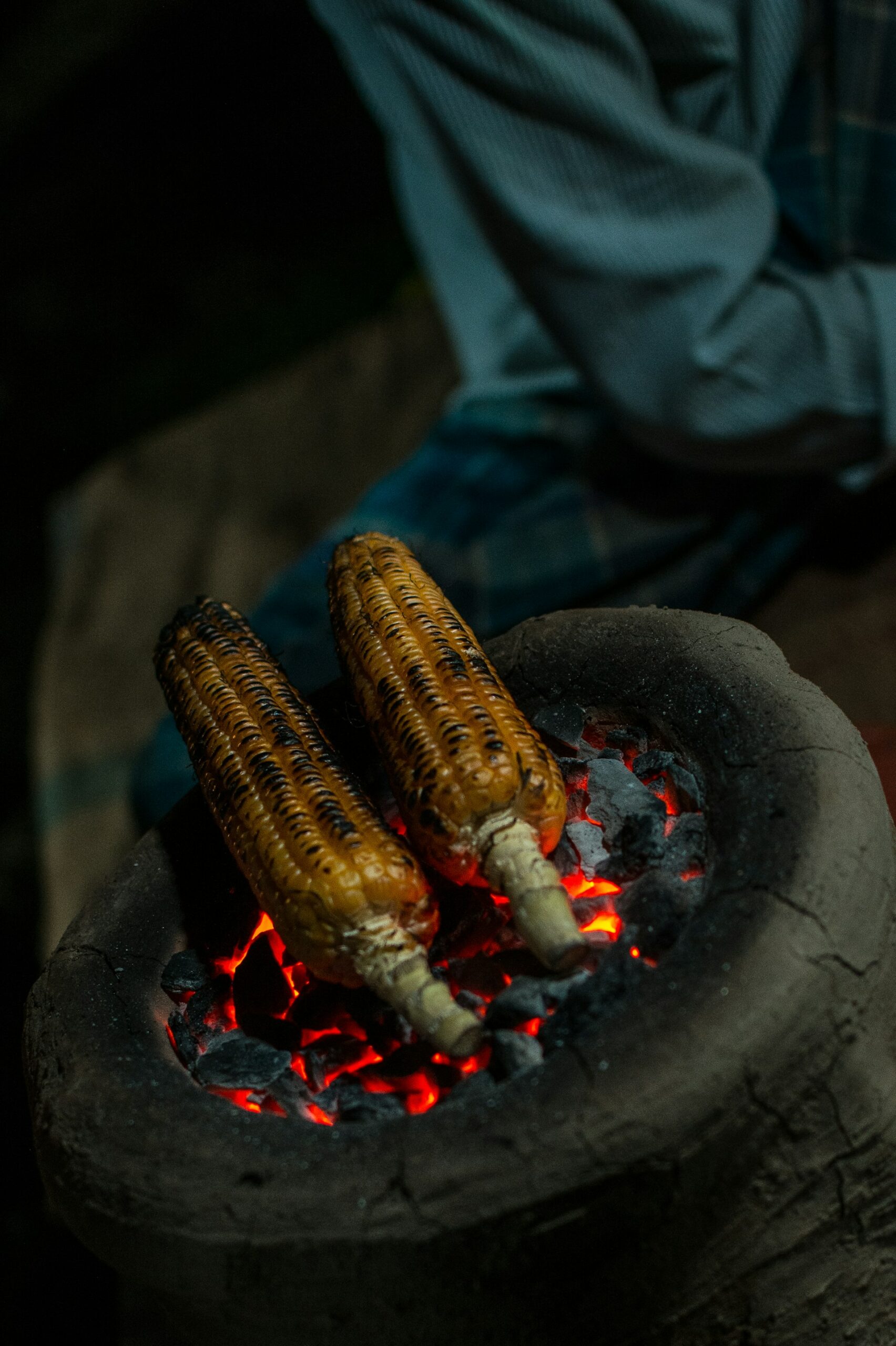 Simple yet so delicious, corn on the cob is the perfect side to any meal. Just grill it directly over the campfire and you're pretty much good to go! The corn is perfectly sweet on its own and grilling it just gives it that nice smokiness that takes it up a level.