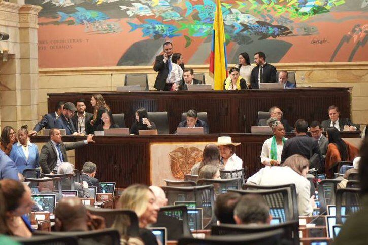 plenaria de la cámara aprueba en segundo debate la reforma a la educación del gobierno petro
