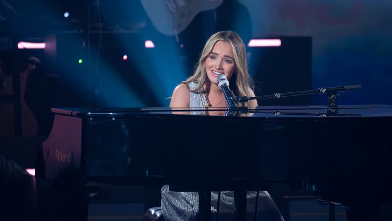 this utah singer performed an original song on ‘american idol’ — and it pushed her through to the top 14