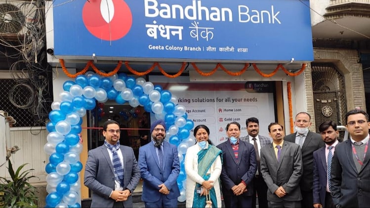 bandhan bank shares hit fresh low amid uncertainty over top post; more downside likely?