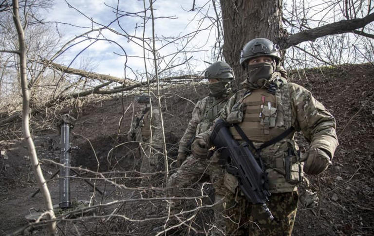 Russia's offensive could threaten Ukrainian Armed Forces as they lack ...