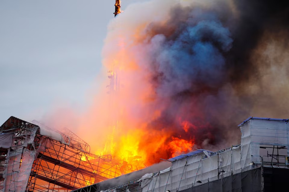 fire breaks out at copenhagen's historic stock exchange, spire collapses