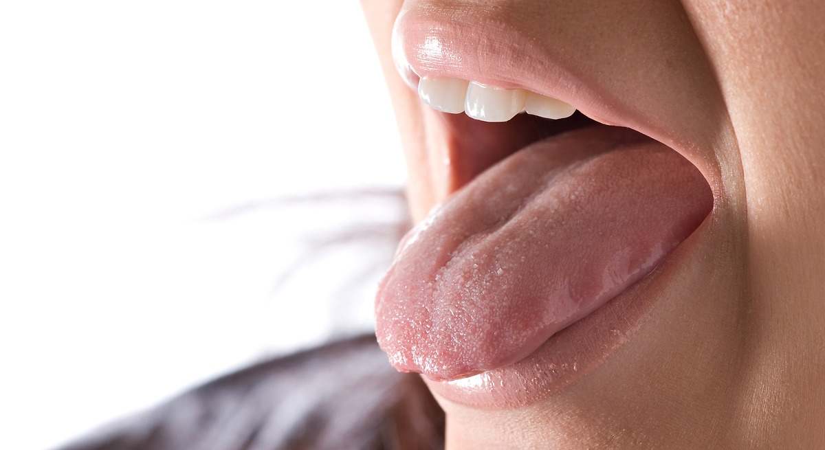 qué es el síndrome de la boca ardiente, un doloroso trastorno que afecta cinco veces más a mujeres que a hombres