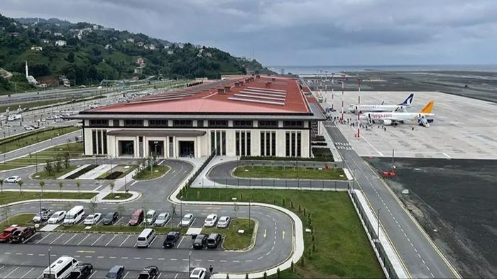 rize-artvin havalimanı'nda yolcu rekoru