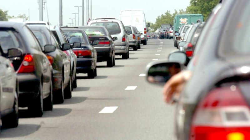 accidents, 300 kilomètres de bouchon, mauvais temps... chaos sur les routes flamandes ce mardi
