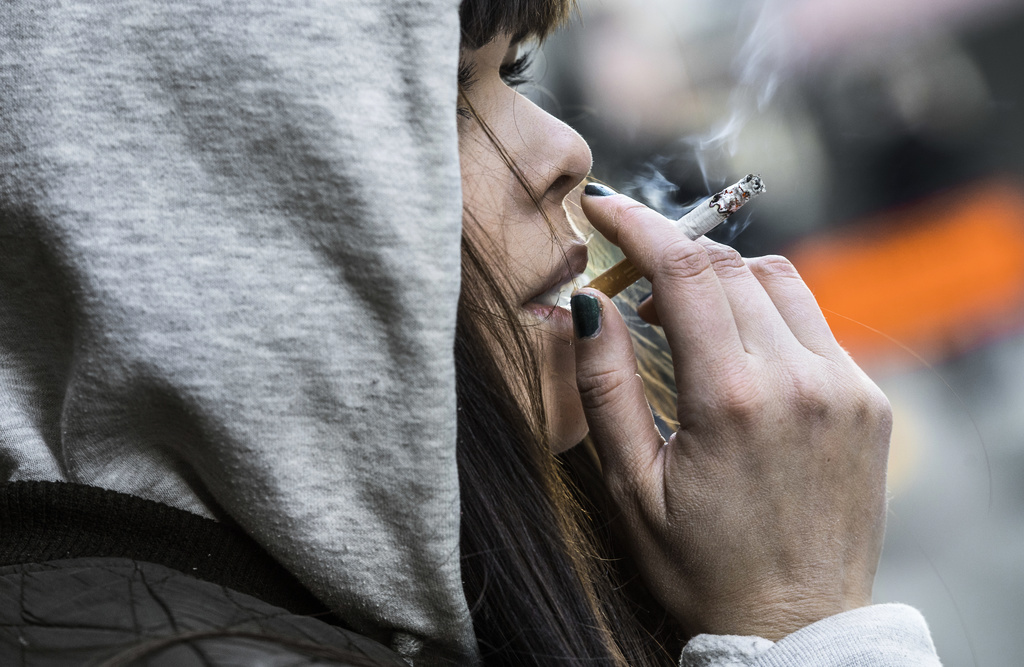 unga britter kan få rökförbud hela livet