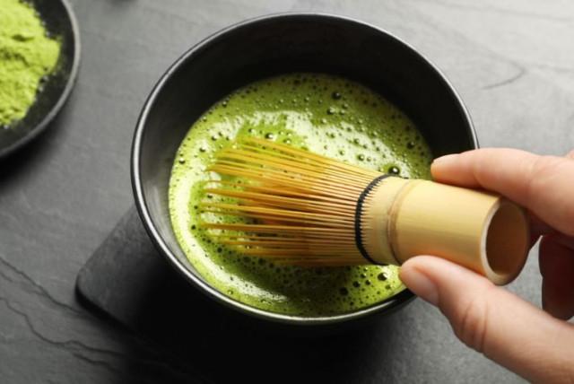 el súper té japonés que es 10 veces más potente y saludable que el té verde
