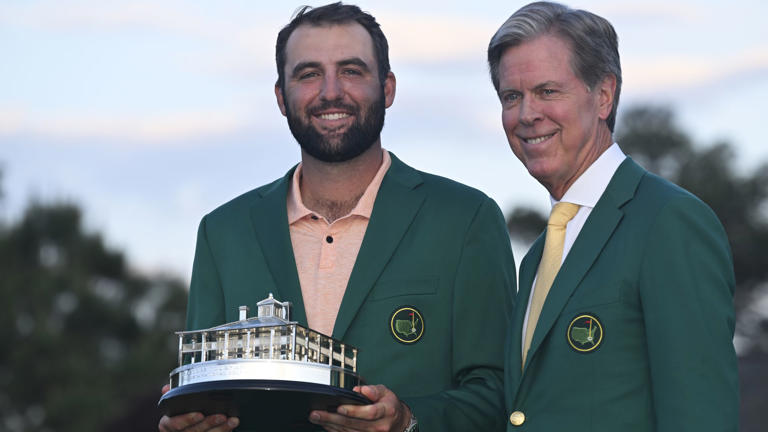Scottie Scheffler poses with Fred Ridley, the chairman of Augusta National Golf Club at the 2024 Masters.
