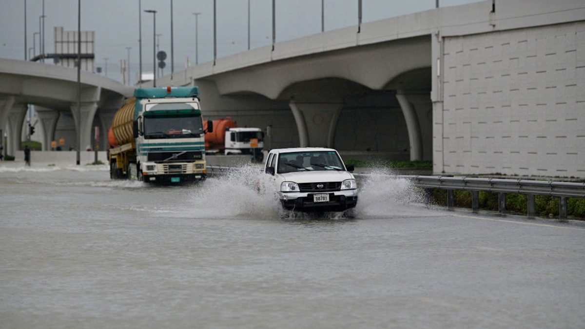 Dubai Rain: Streets, Tarmac Flooded By Downpour In UAE, Over A Dozen ...