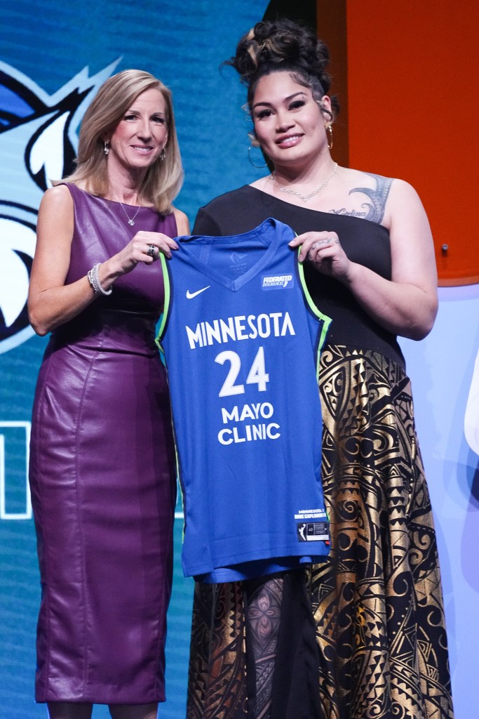 alissa pili honors her heritage in a black dress with tribal print skirt for the wnba draft