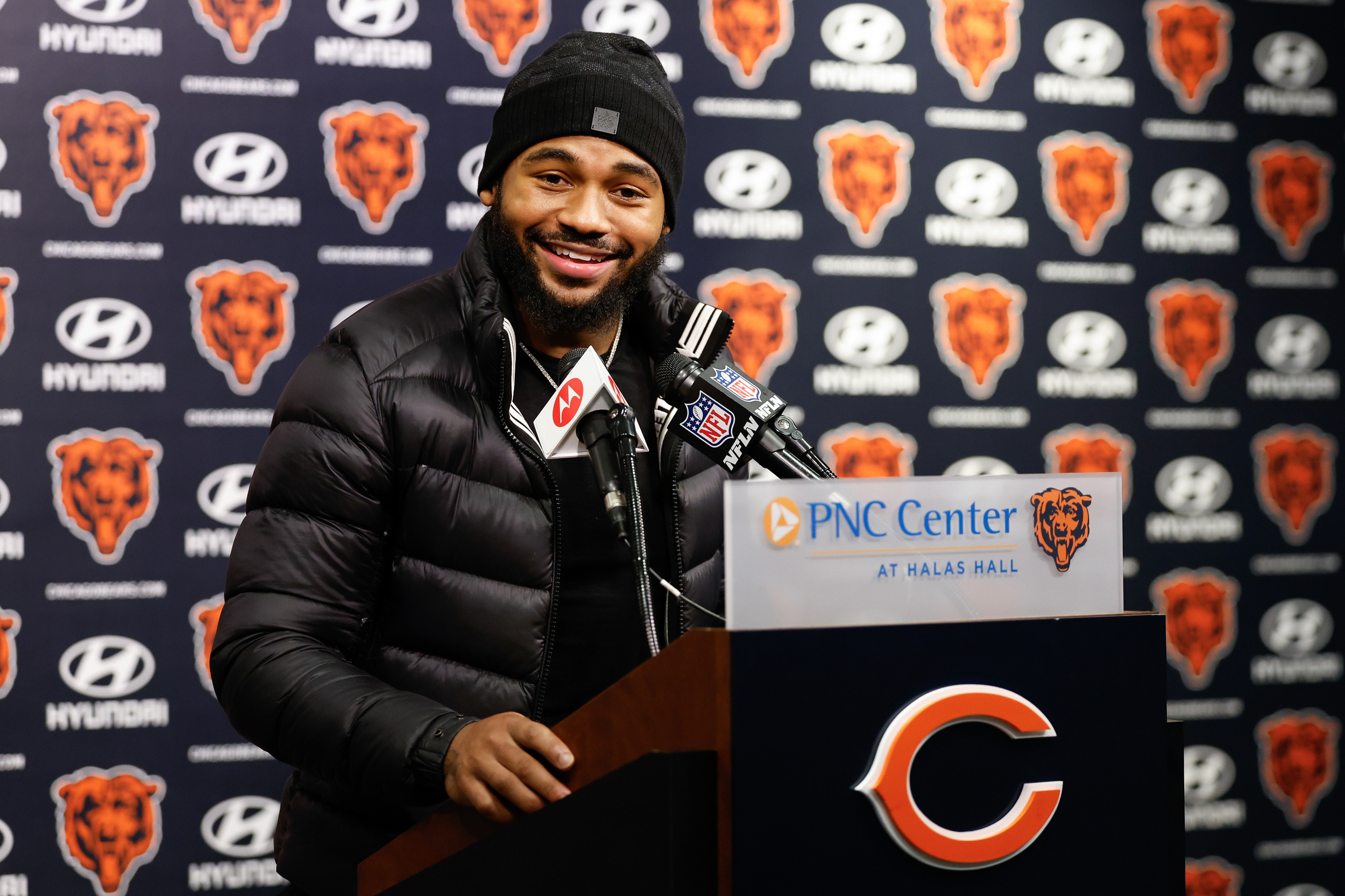 bears’ marquee addition named one of nfl’s worst signings