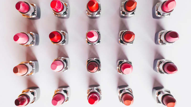 lippenstift in rosenholz: diese farbe steht jedem hauttyp!