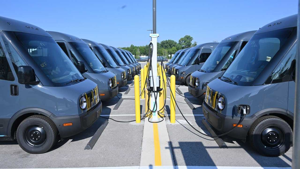 amazon, amazon installed over 17,000 chargers for its rivian electric van fleet