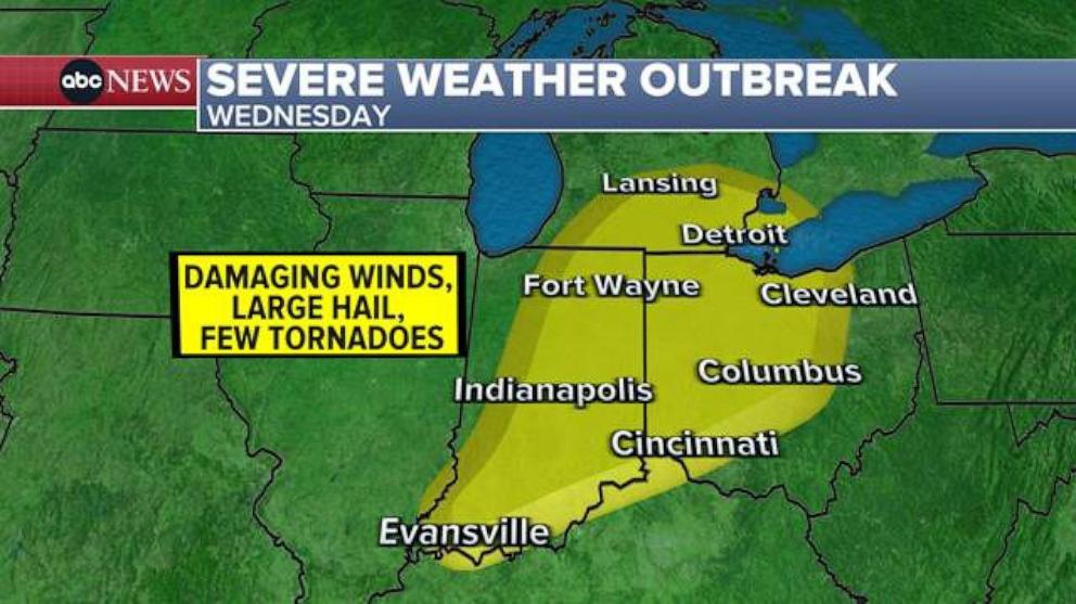 tornado threat, severe storms head toward midwest: latest forecast