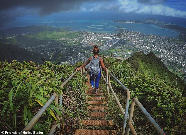 hawaii to remove famed 'stairway to heaven'