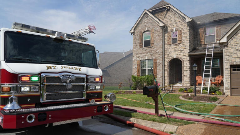 Crews responding to house fire in Mt. Juliet