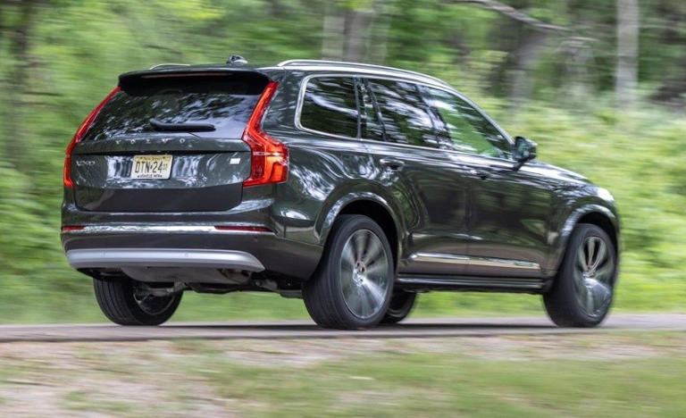 The rear of the Volvo XC90.