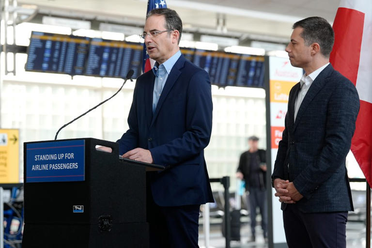 Airline customers can soon report complaints to Colorado AG’s office