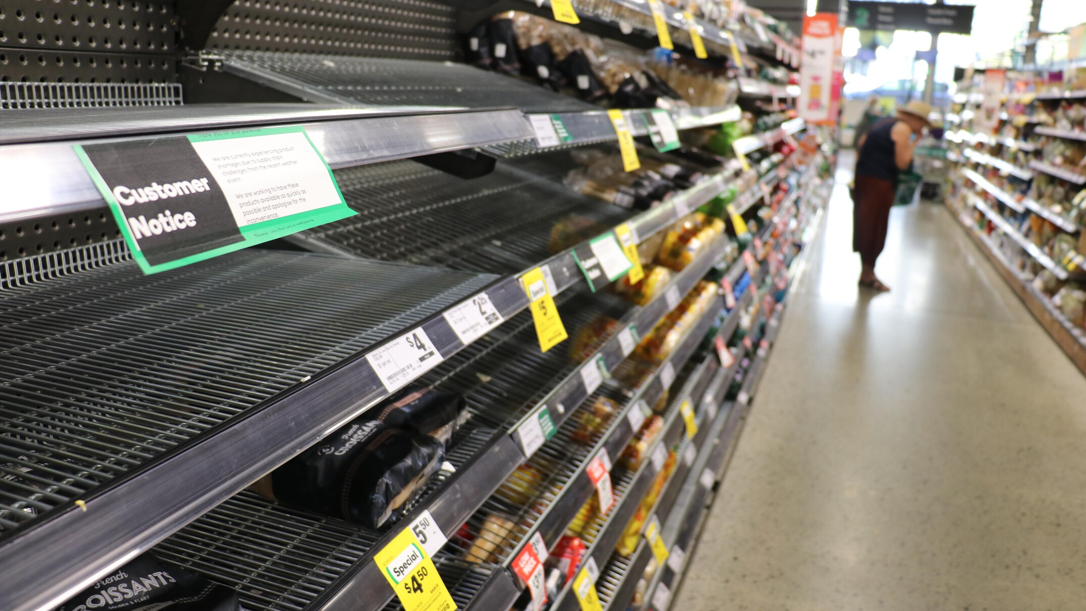 sparse supermarket shelves across wa to continue for another week, coles and woolworths warn