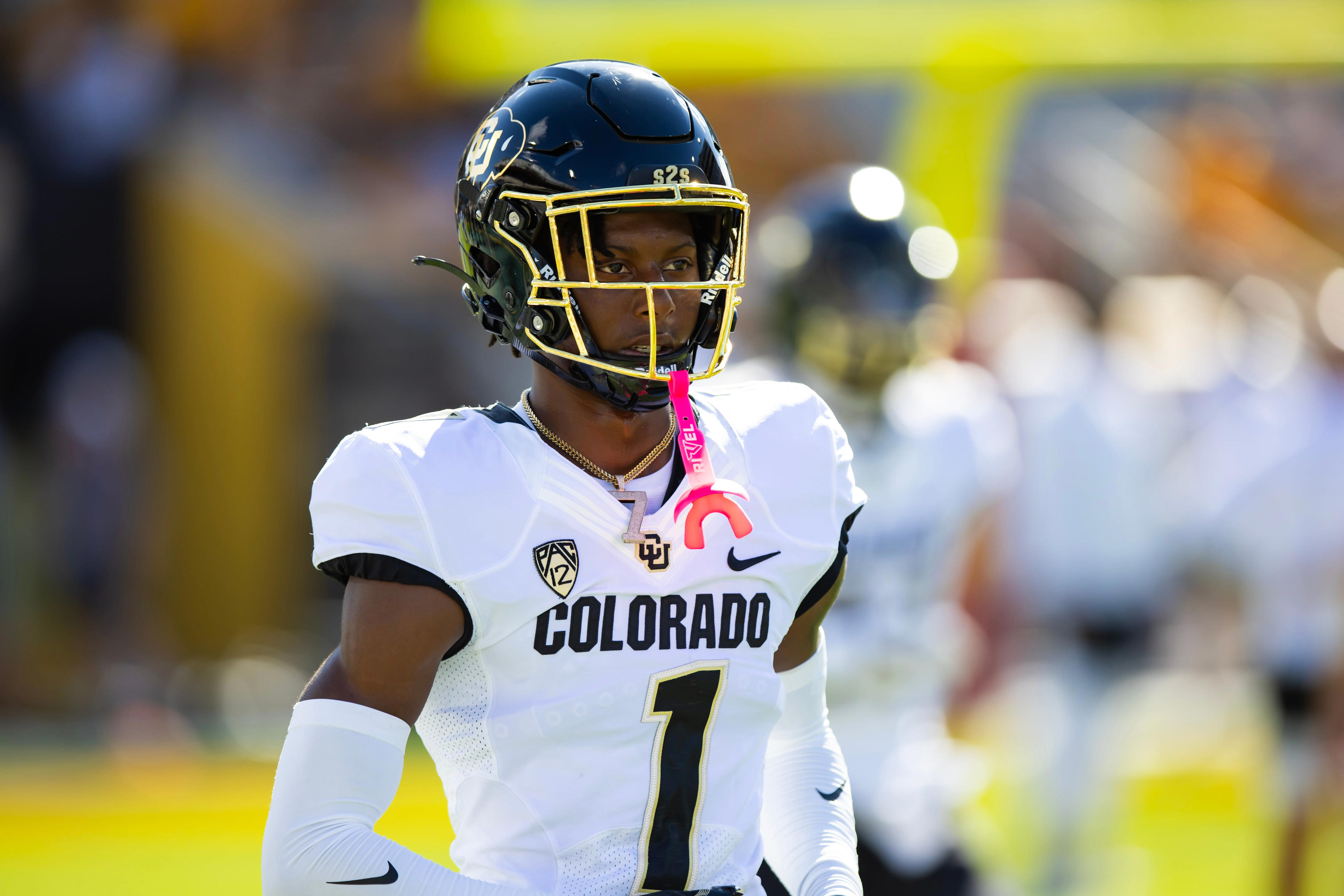 five-star recruit who signed to play for deion sanders and colorado enters transfer portal