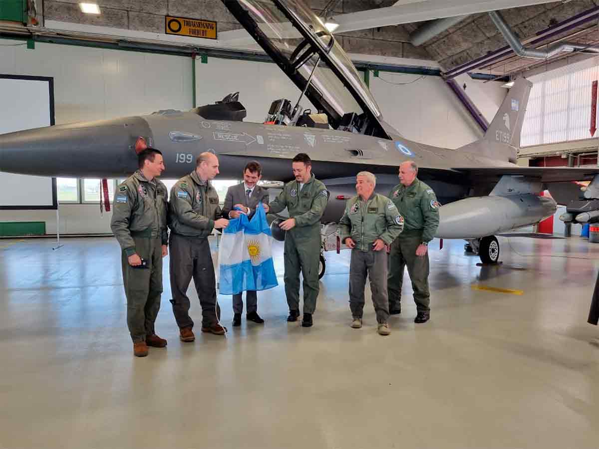 se argentinas første f-16 kampfly