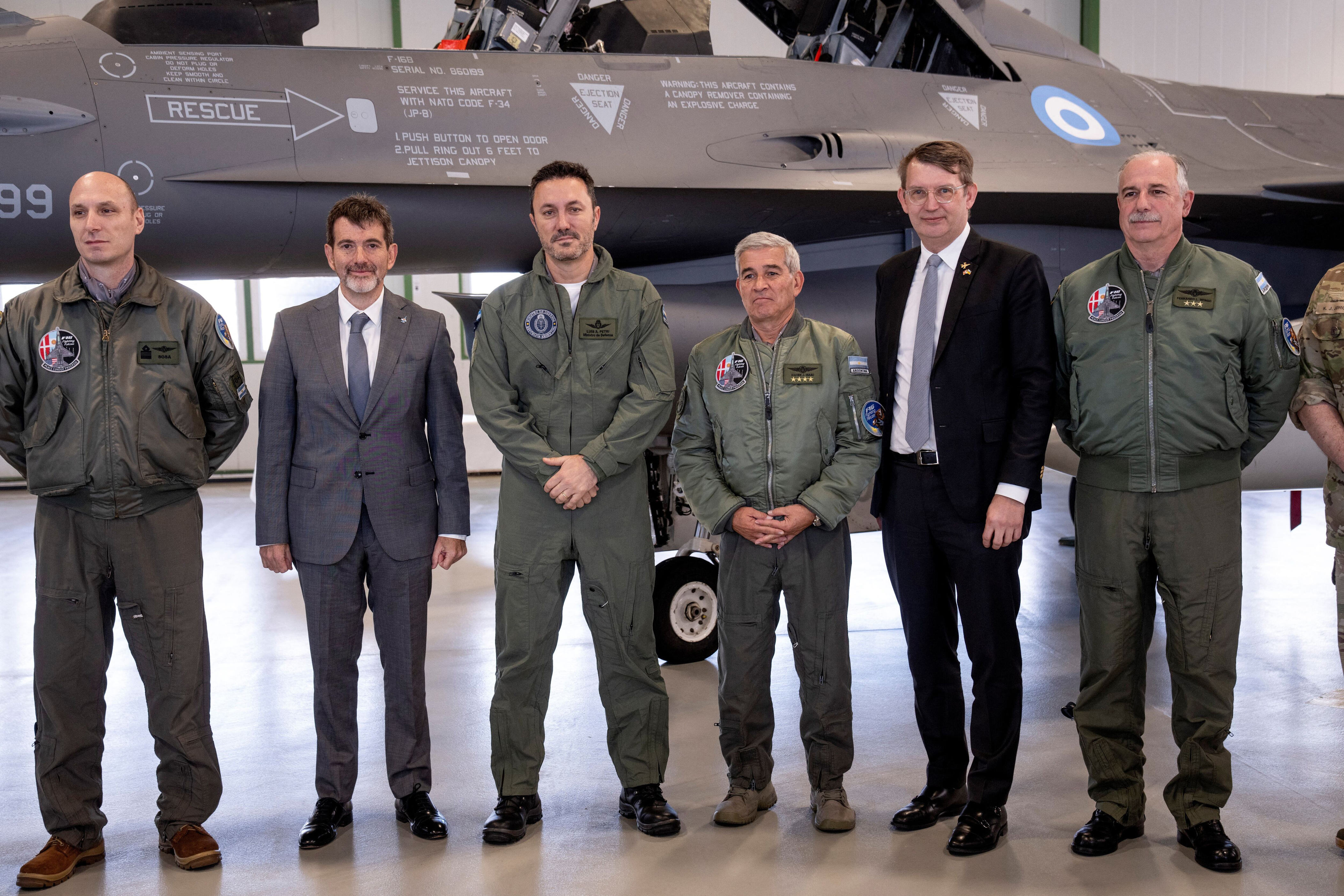 milei ratifica acercamiento a ee.uu. y concreta compra de 24 aviones f-16 a dinamarca