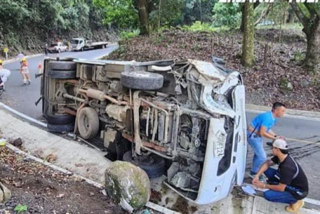 fuerte accidente en la vía ibagué-líbano: reportan ocho personas heridas