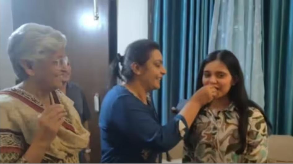 noida's wardha khan bags air 18, makes family proud as first girl to crack upsc