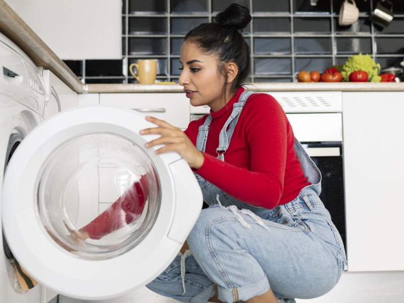 nicht nur kleidung: 5 überraschende dinge, die sie in der waschmaschine reinigen können