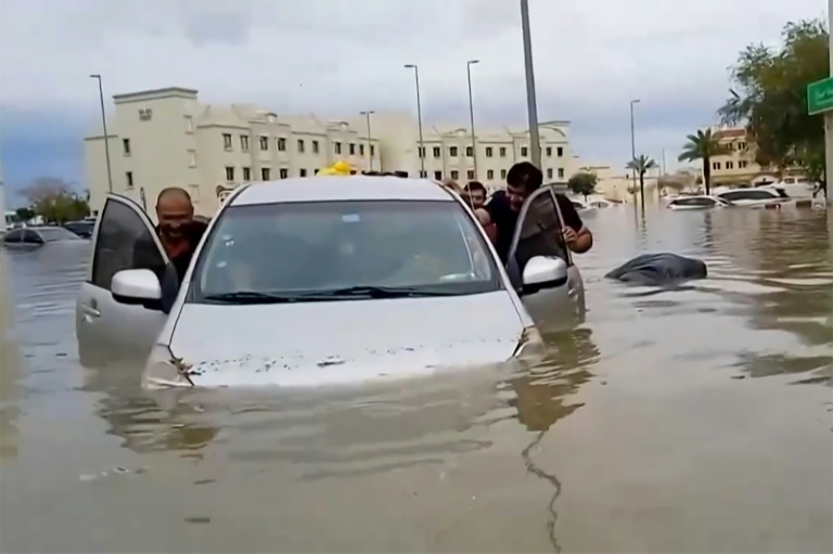 dubai reels from floods chaos after record rains