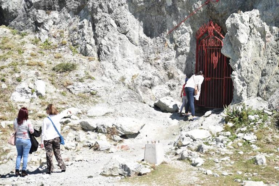 la cueva del diablo: el lugar más misterioso de mazatlán