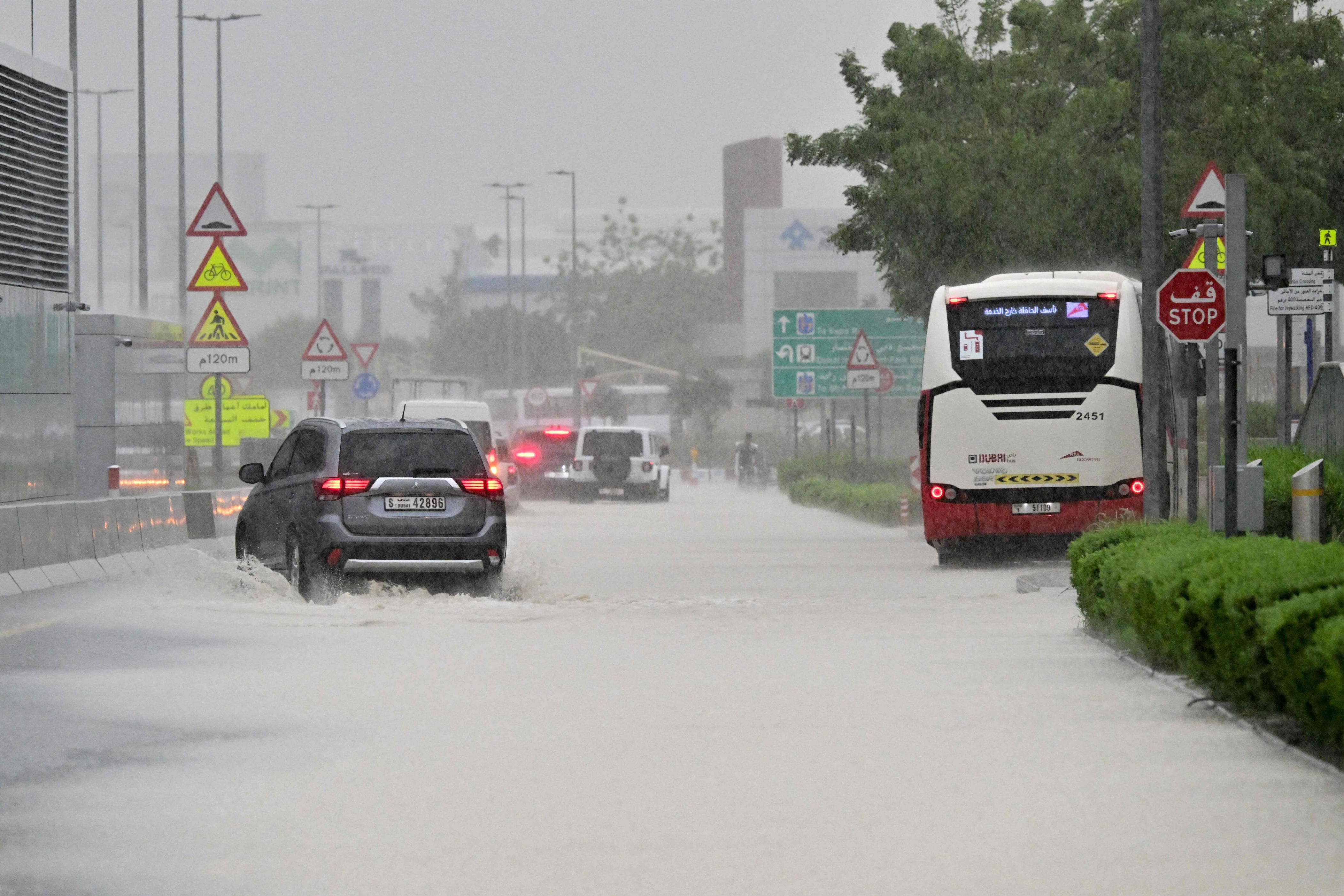 emirati dies in flash floods as record rainfall lashes uae