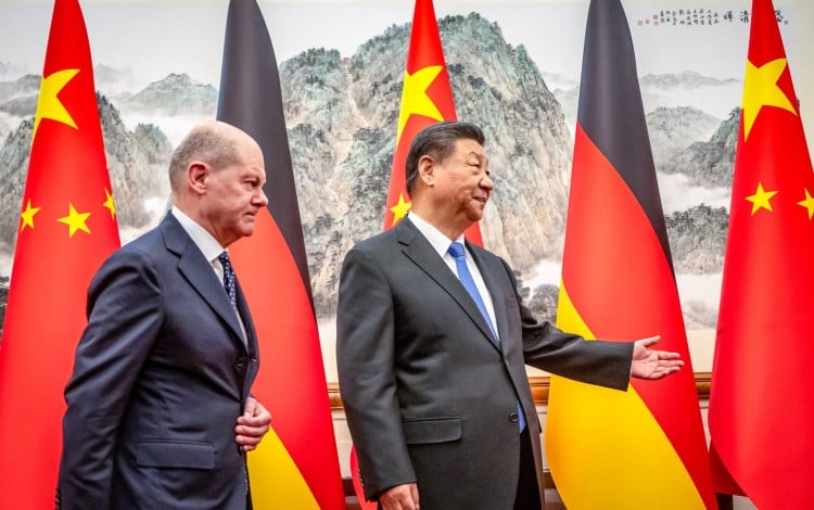 how to, visit to china by german chancellor scholz shows divisions in eu over how to engage with beijing on trade and russia