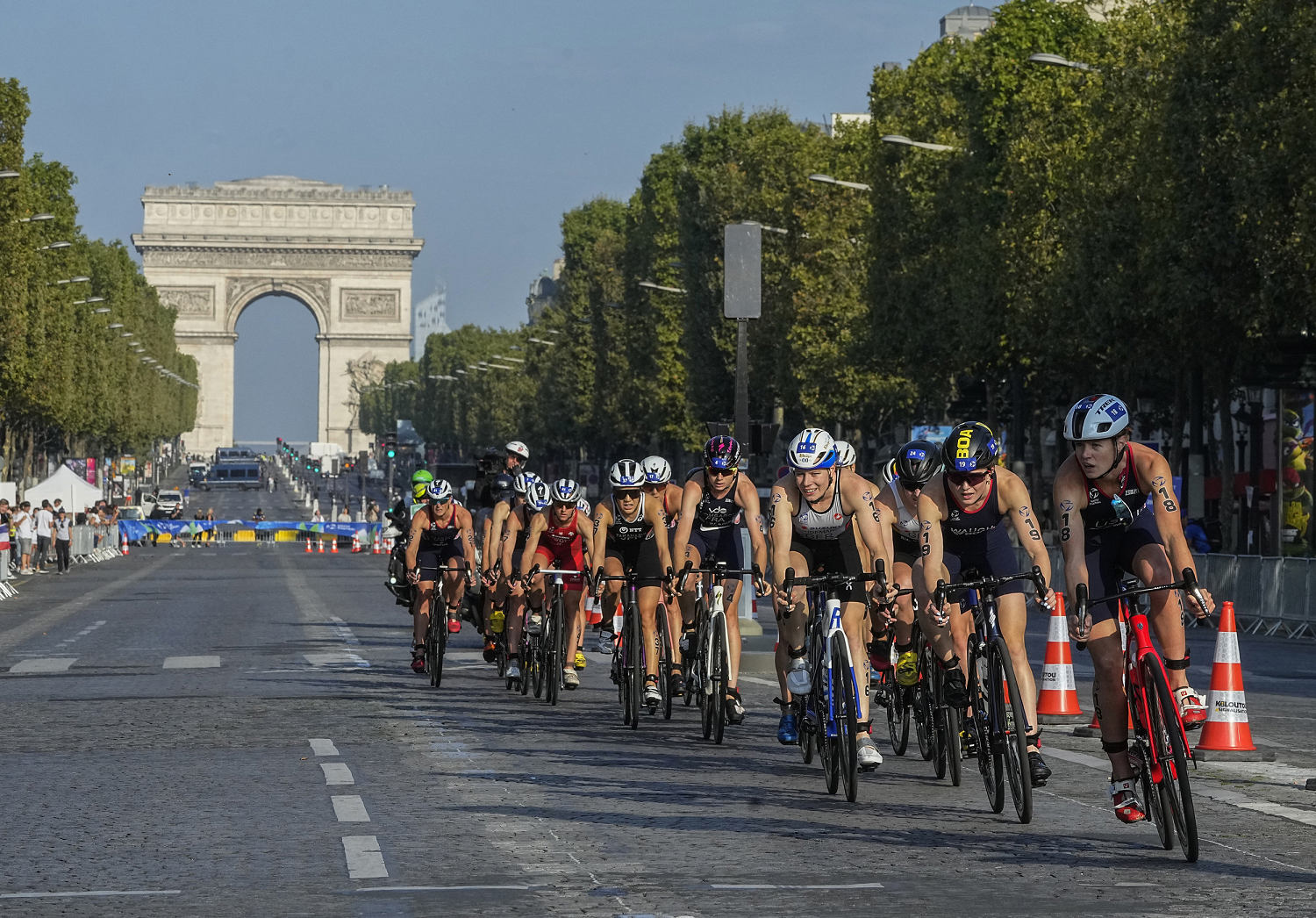 photos: see how paris has evolved from the 1924 summer olympics to today